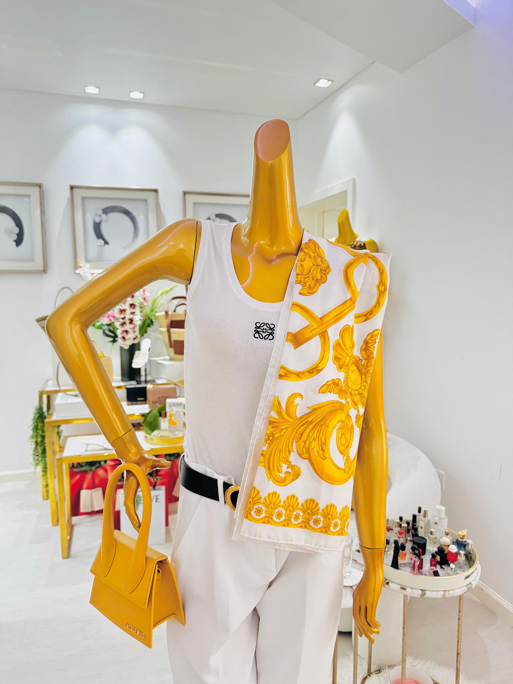 Lenço Versace - Gold barroco _1