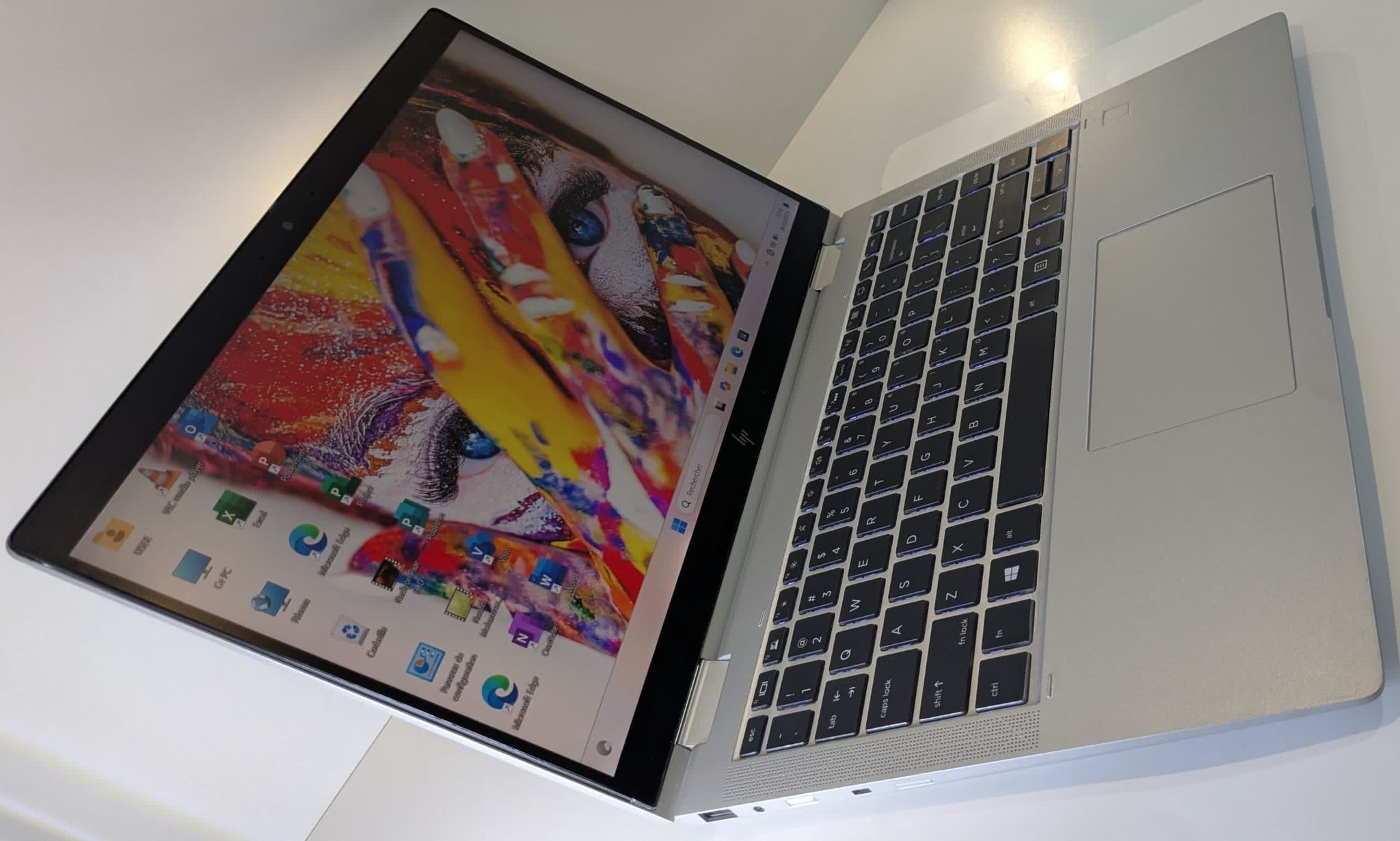 Hp ÉliteBook x360 1040 G6_2