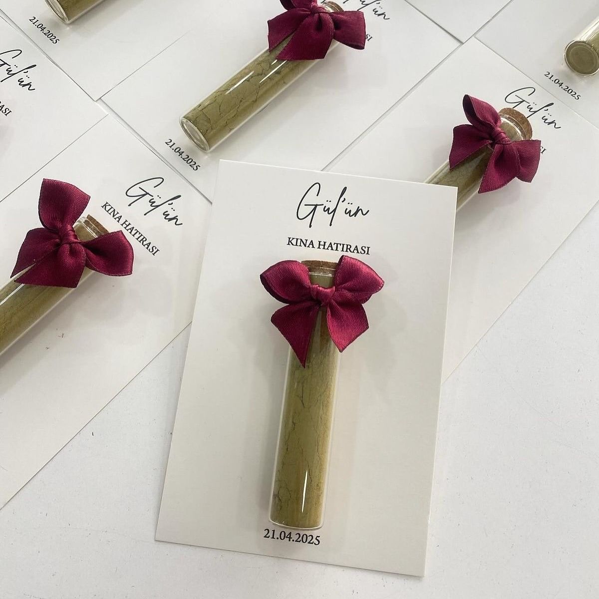 מזכרת עם טאץ’ אישי – במבחנה מעוצבת_0