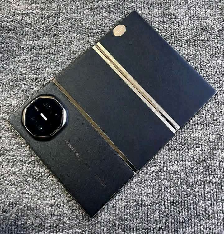 BRAND NEW HUAWEI MATE XT/ ULTIMATE DESIGN Tri fold 5G_2