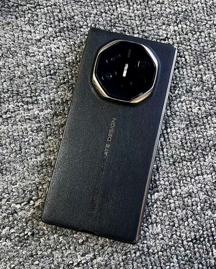 BRAND NEW HUAWEI MATE XT/ ULTIMATE DESIGN Tri fold 5G_3