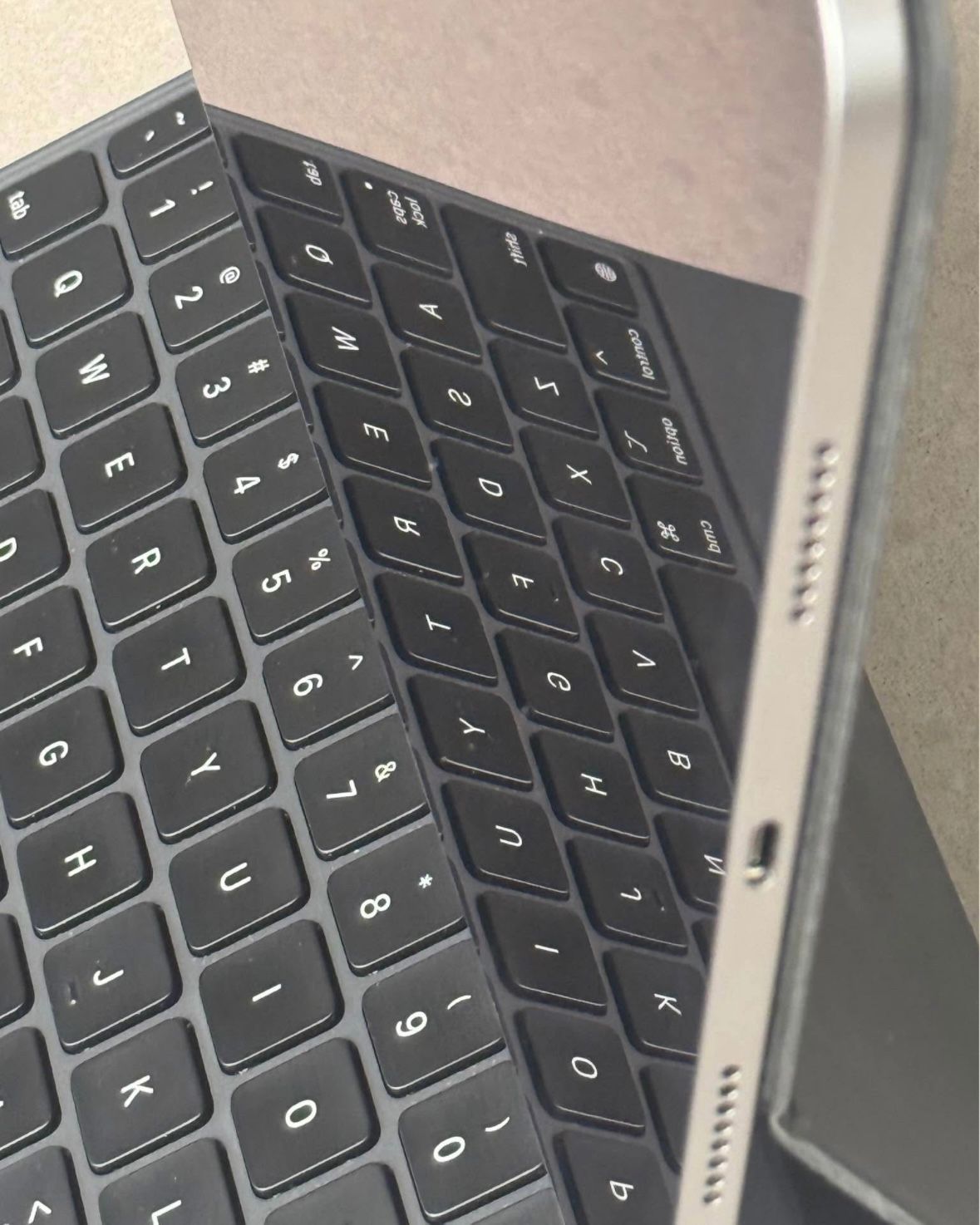  Pack iPad Pro 11” (4e génération) + Magic Keyboard + Apple Pencil 2_6