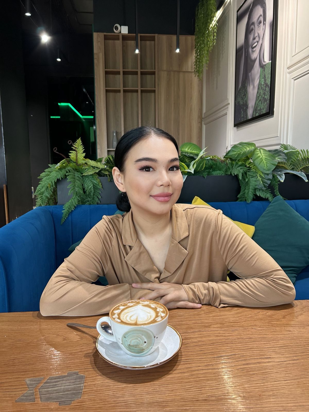Kazakhstan Surrogacy & Egg Donor | Shymkent | Bachelor's, Master's 2000, Blood Type unknown, 160cm, 55kg | ID #120069 | ✈️ _2