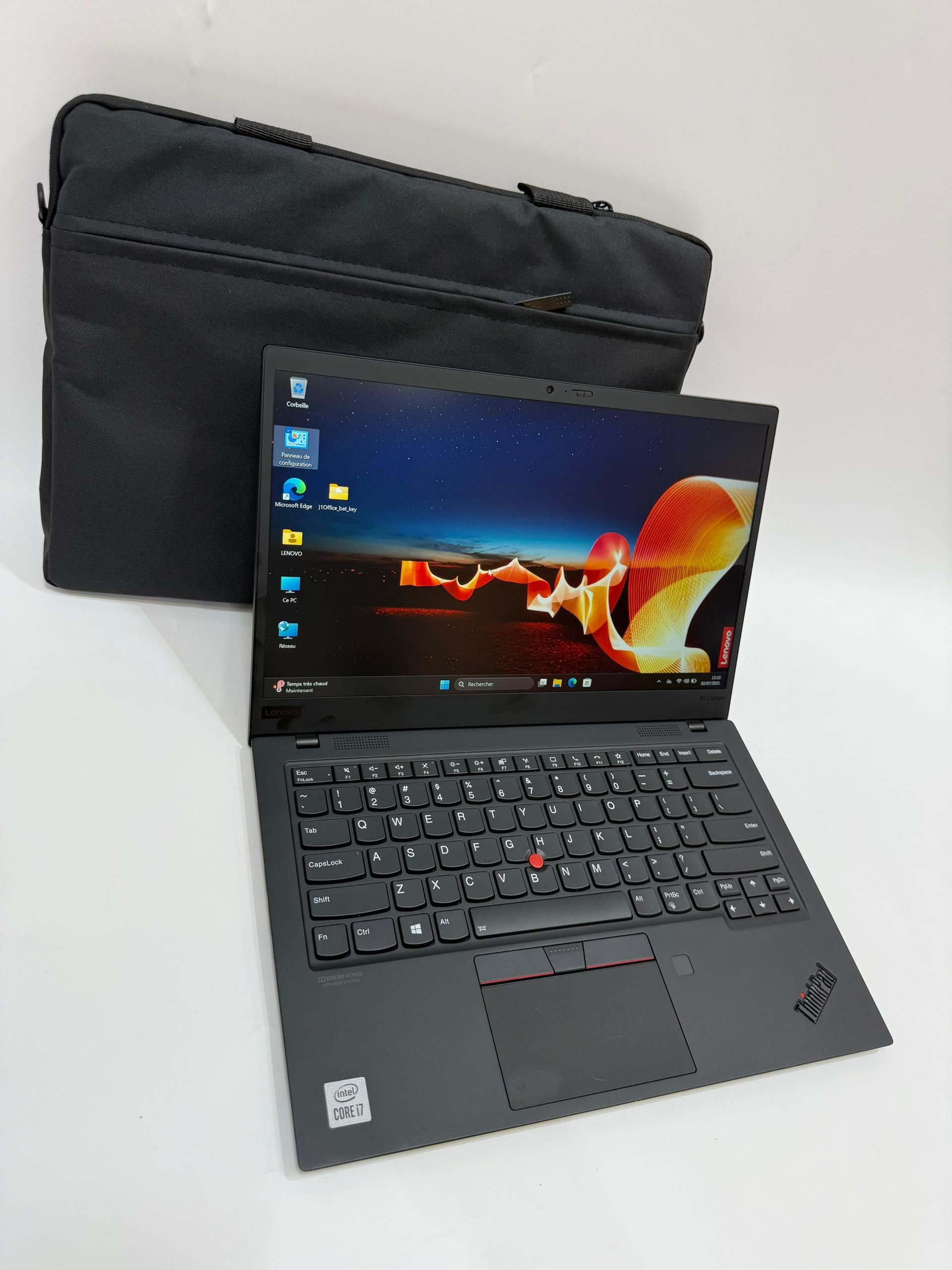  Lenovo ThinkPad X1 Carbon Gen 8_0