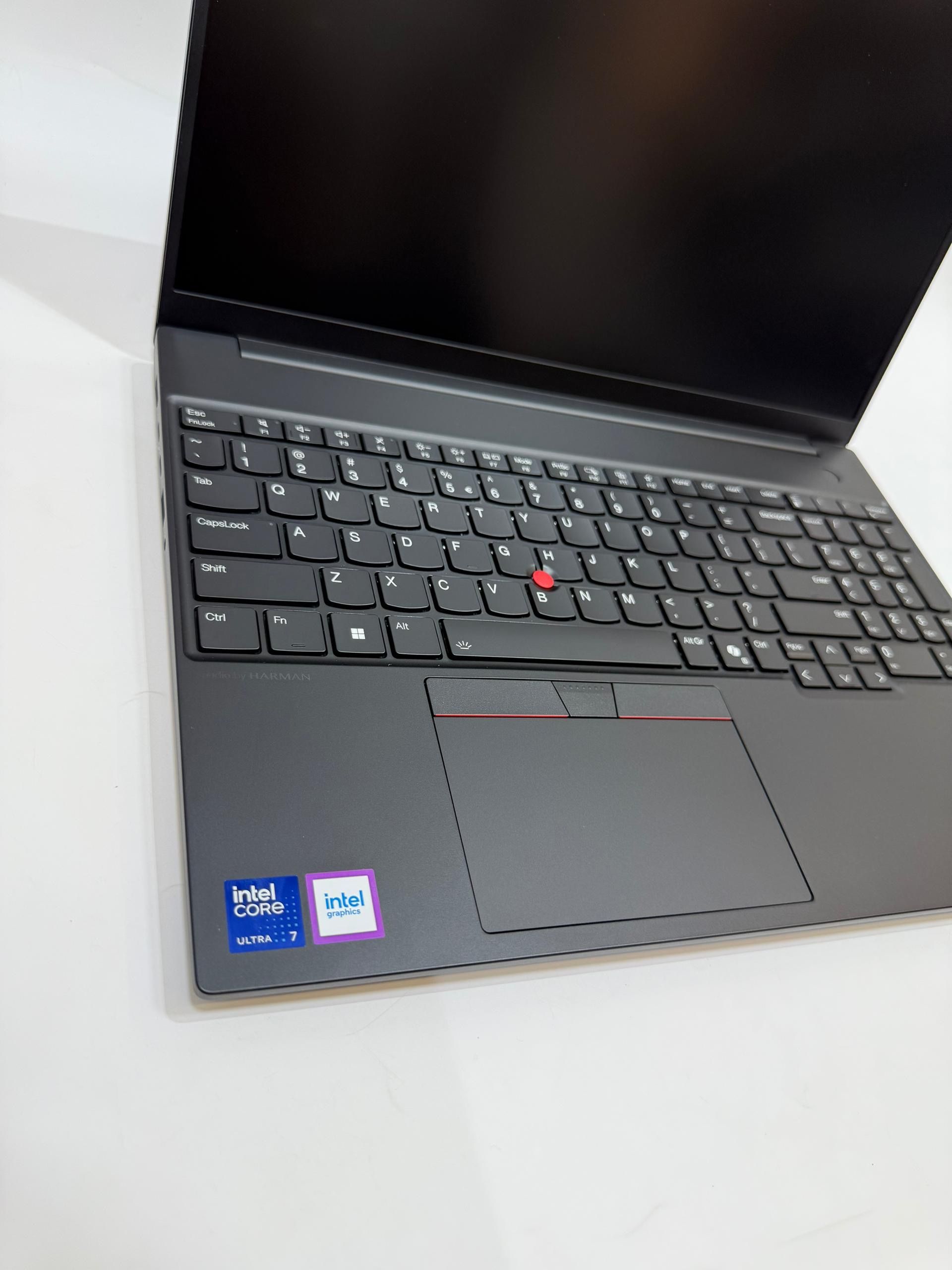 LENOVO Thinkpad E16 GEN 3 (15th Generation)_8