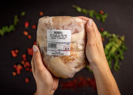 Panama Naturals – Chicken Leg Quarter / Muslo y Encuentro de Pollo (Price per kg / Precio por kg)_2