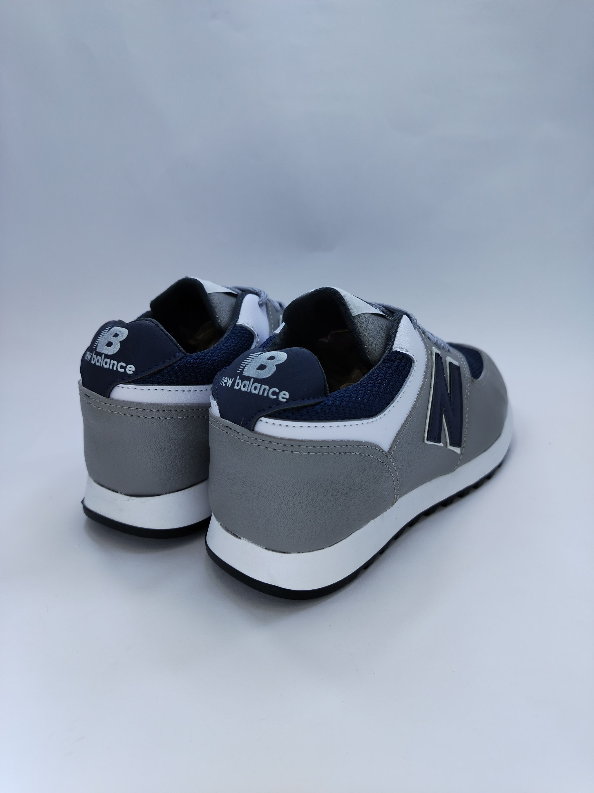 NEW BALANCE GRIS CON AZUL_4