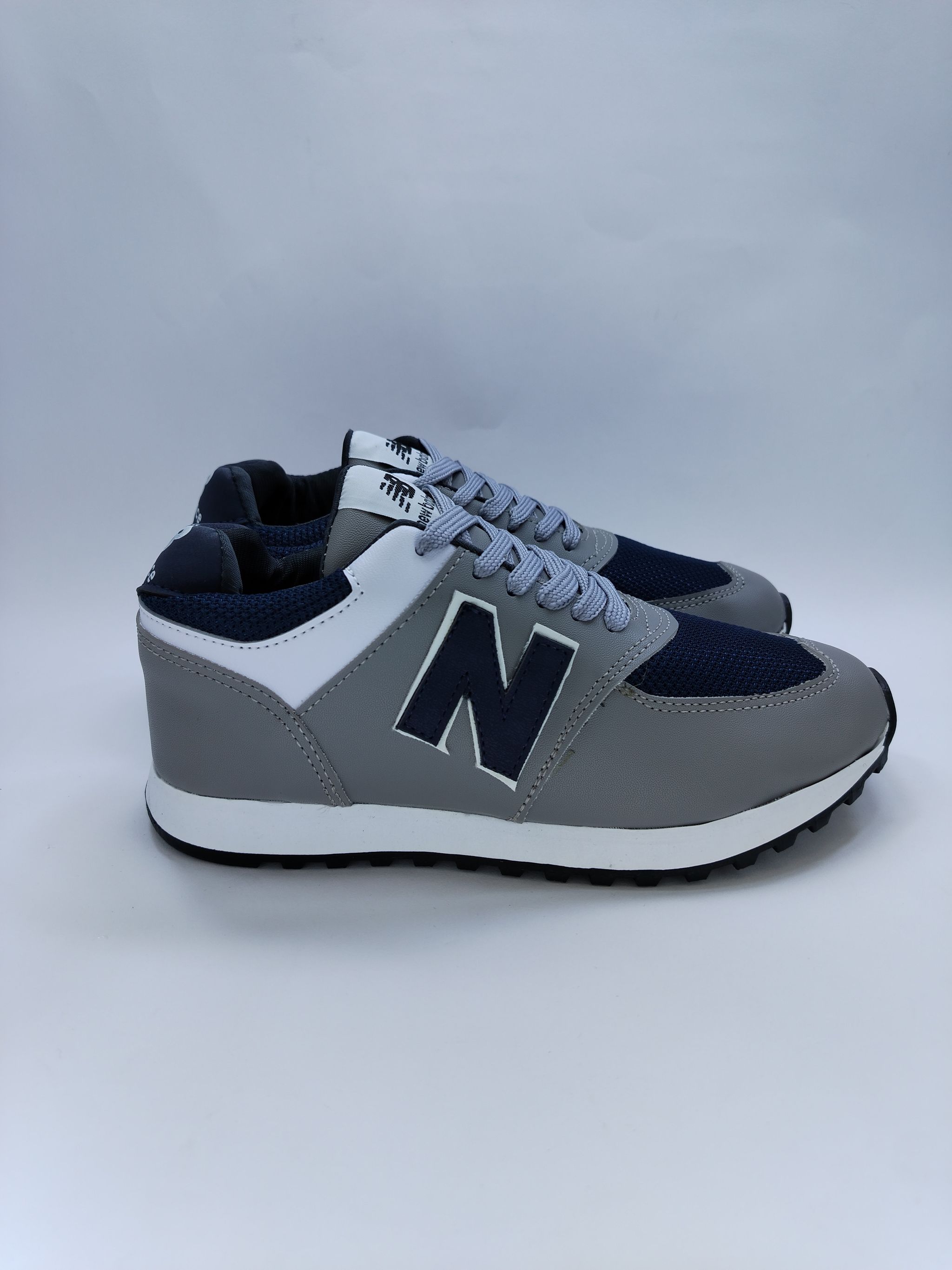 NEW BALANCE GRIS CON AZUL_0