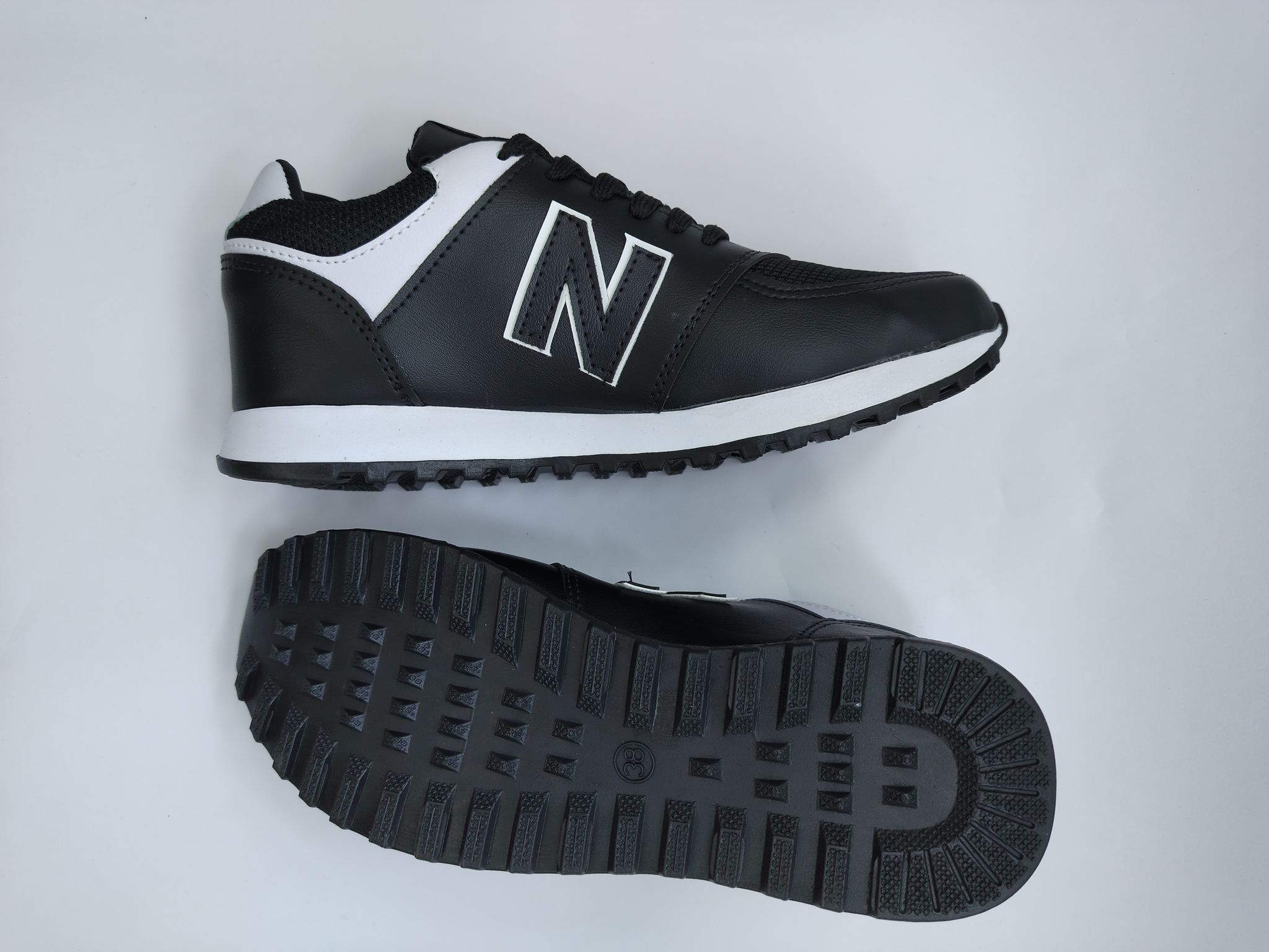 NEW NEGRO CON BLANCO_10