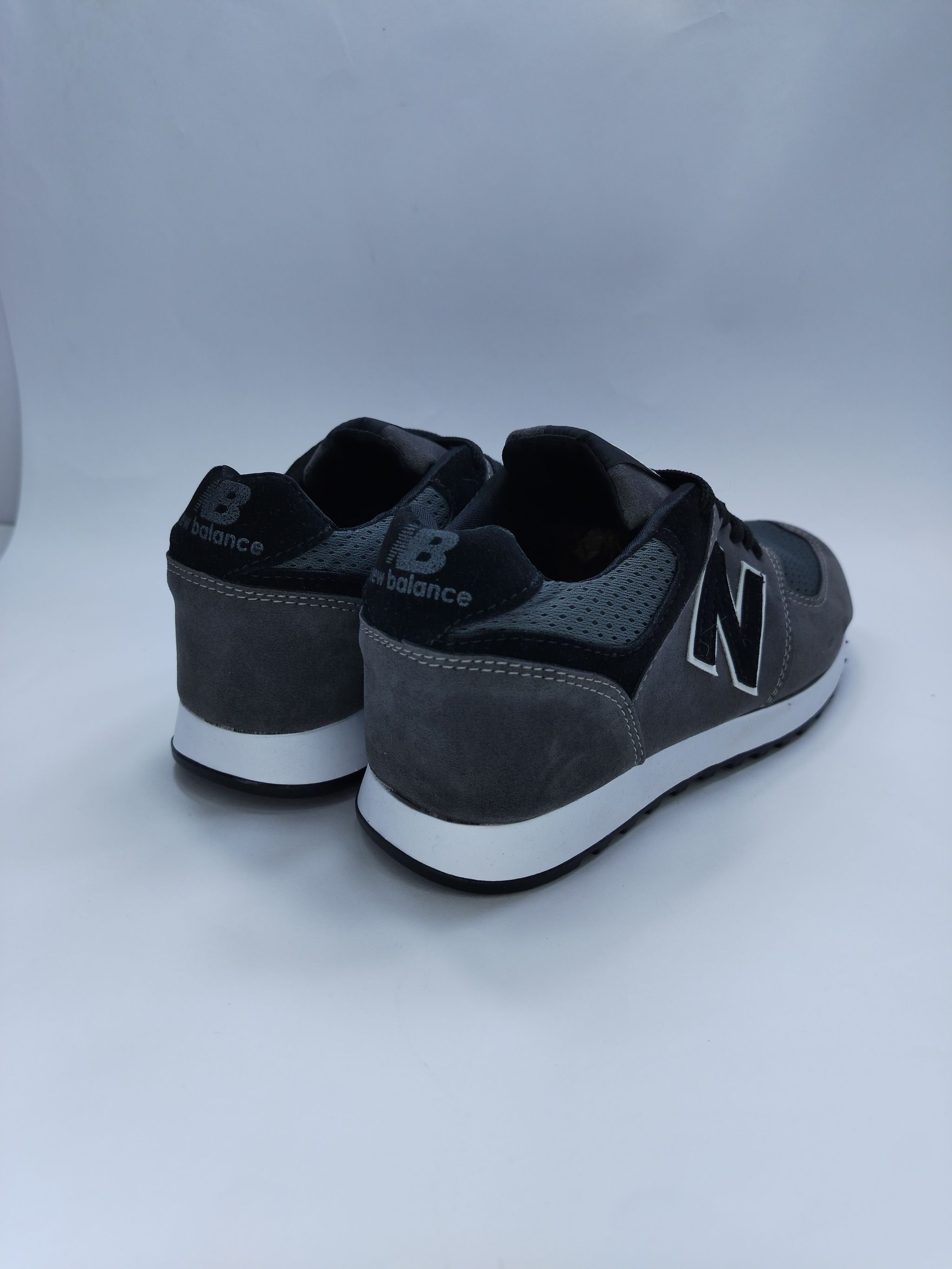 NEW GRIS CON NEGRO_4