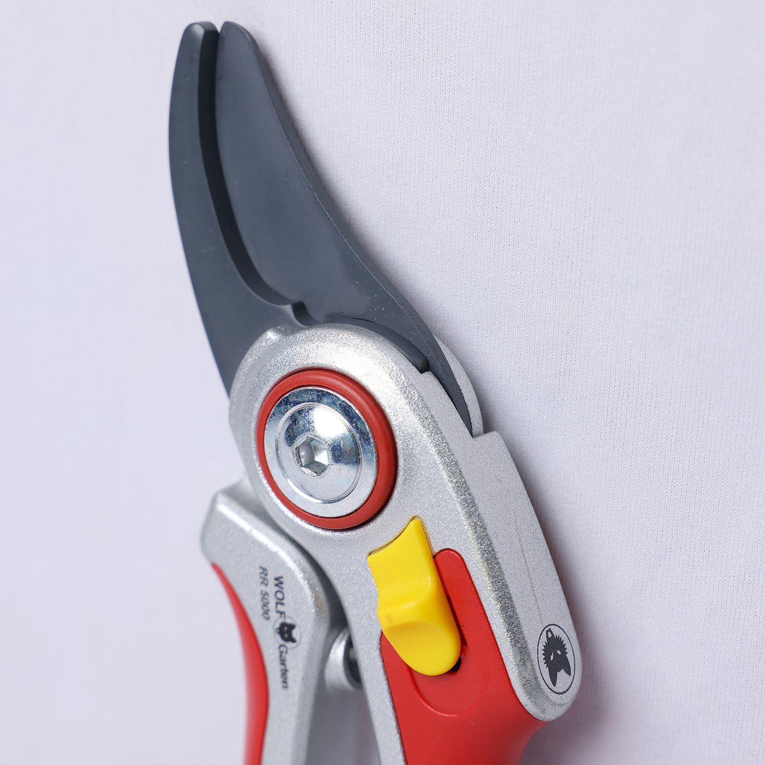 Wolf-Garten Home Gardening Scissors (Shears Bypass RR 5000)_2
