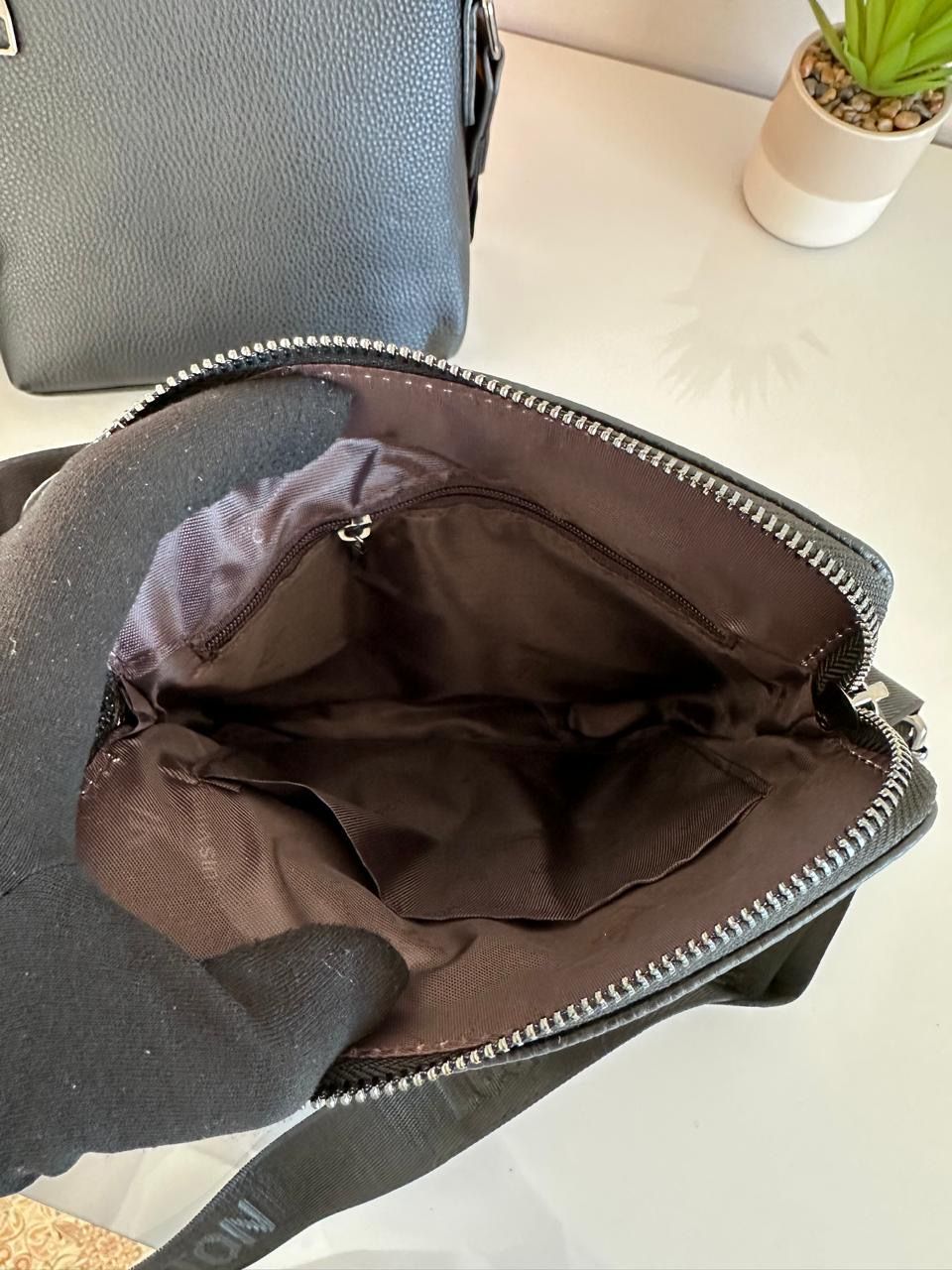 LV and MK Crossbody Bag_2
