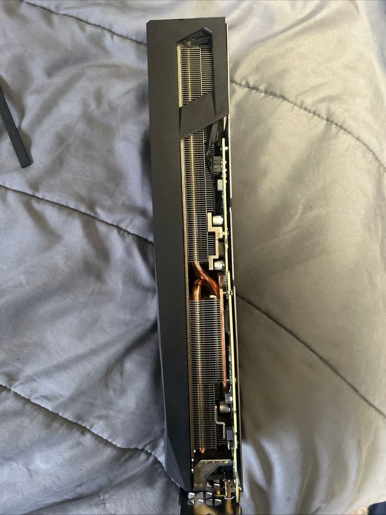 Rtx 3080 Possibly loose power cables_2