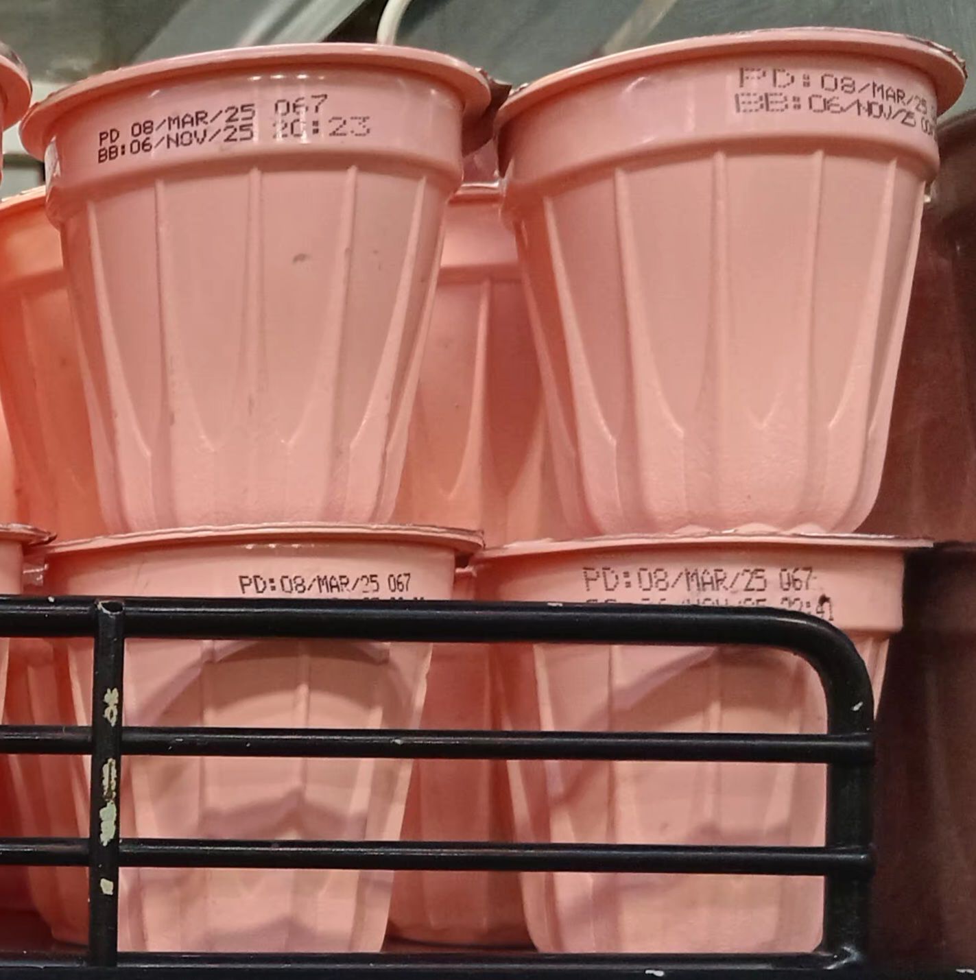 Danone Ultra Mel Tropical Fruit 125gr_0