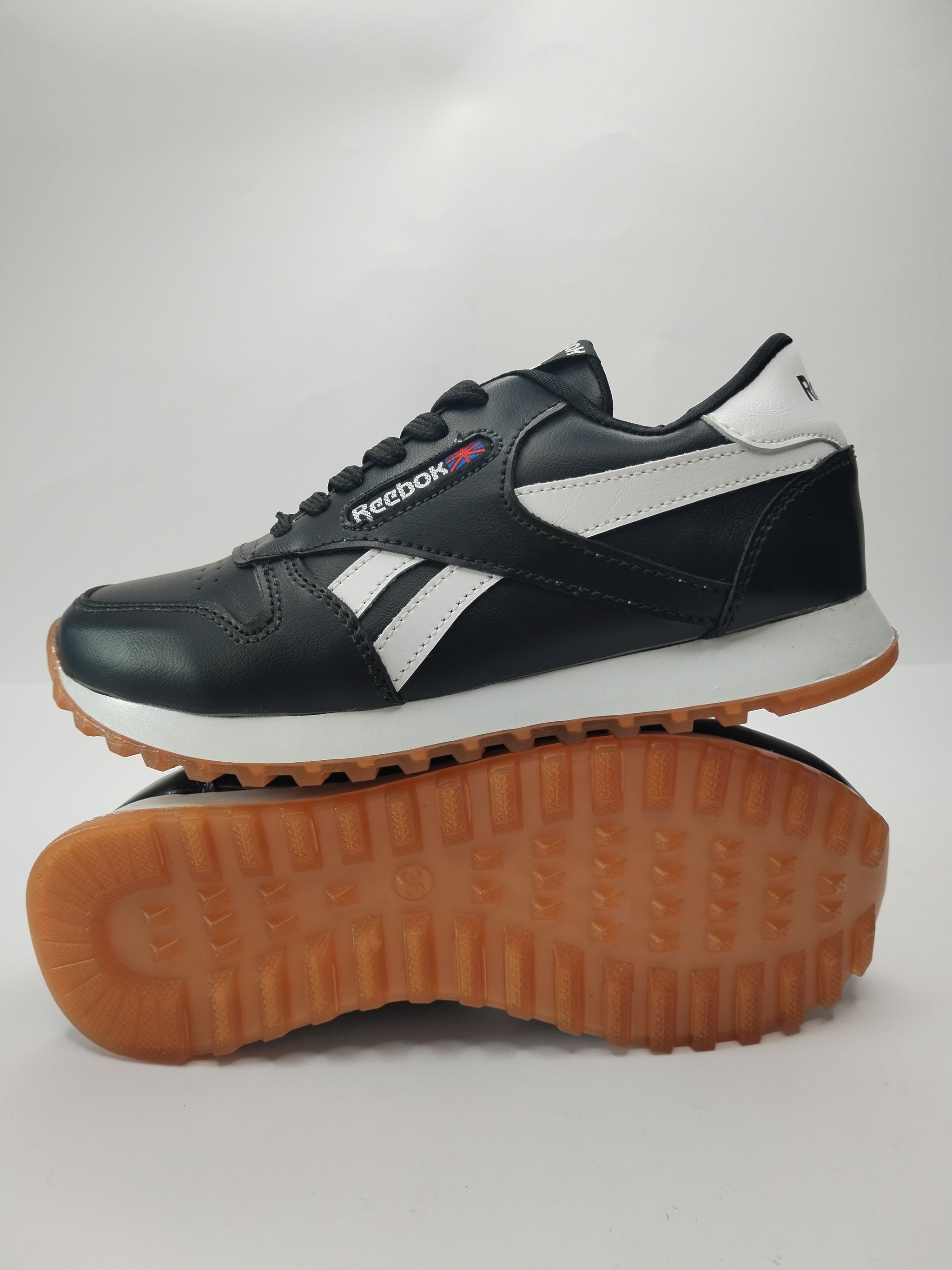 REEBOK LETHER NEGRO_4
