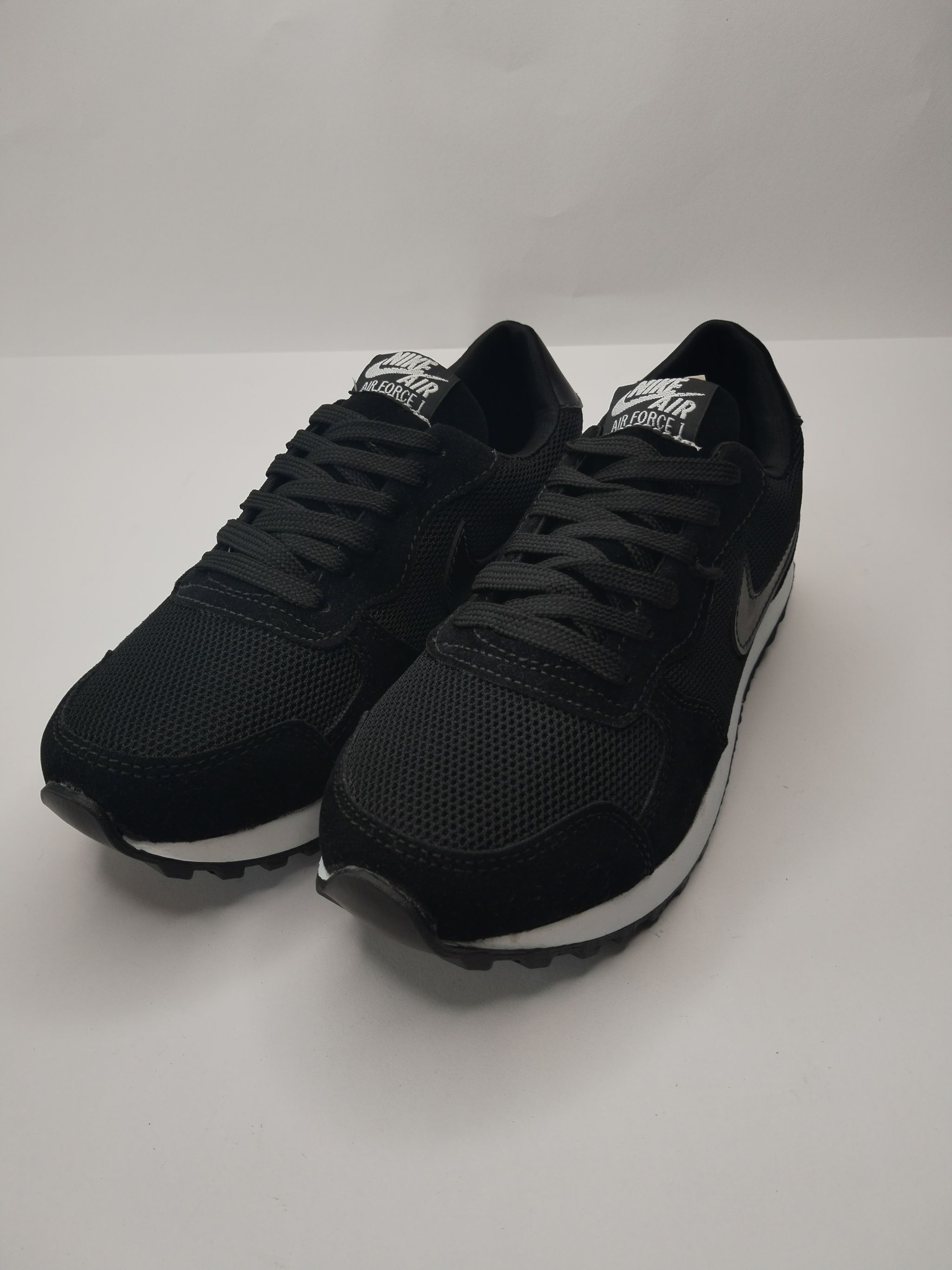 RUNNER NEGRO_4