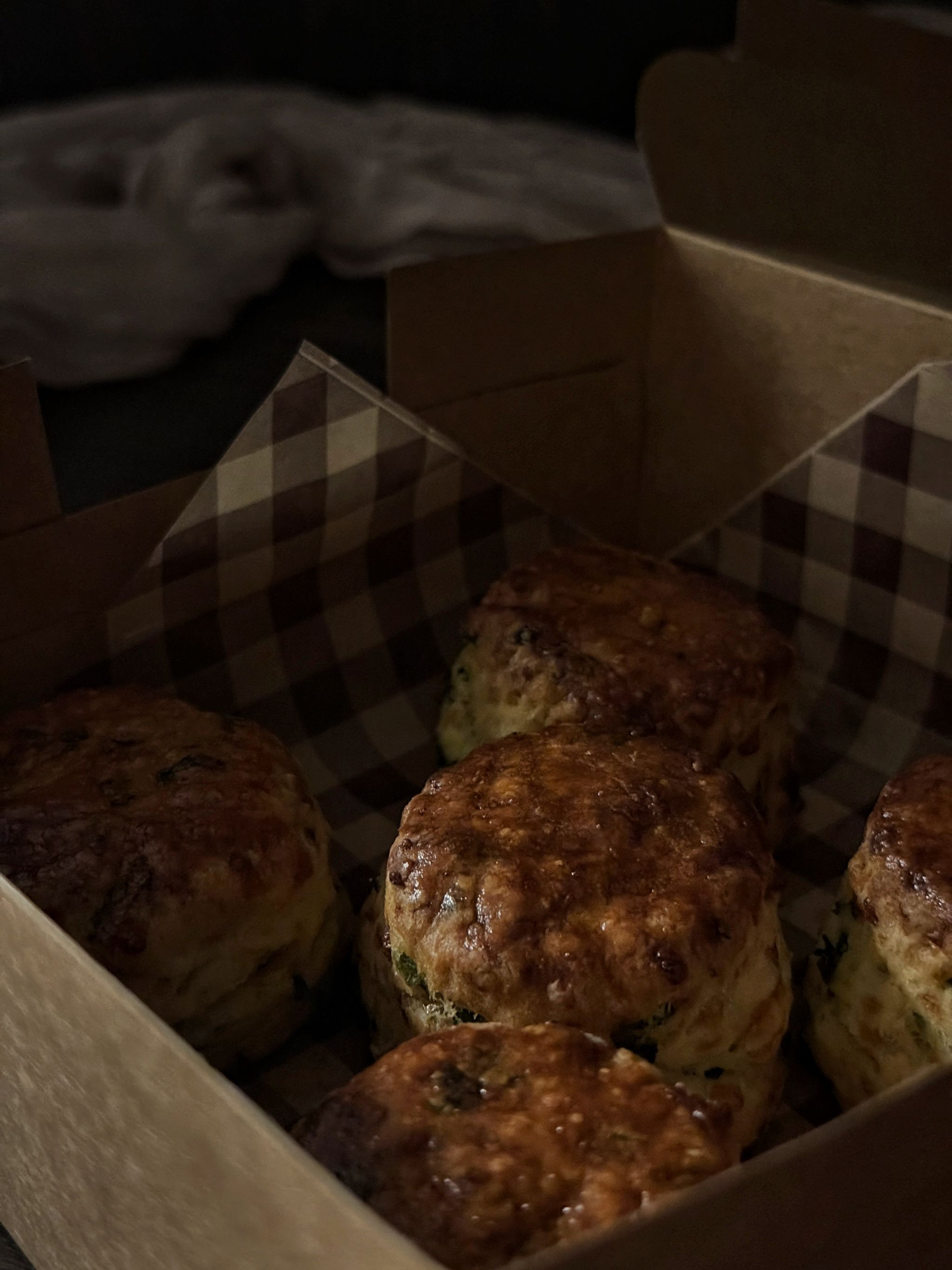 Scallion & Cheese Scone_0