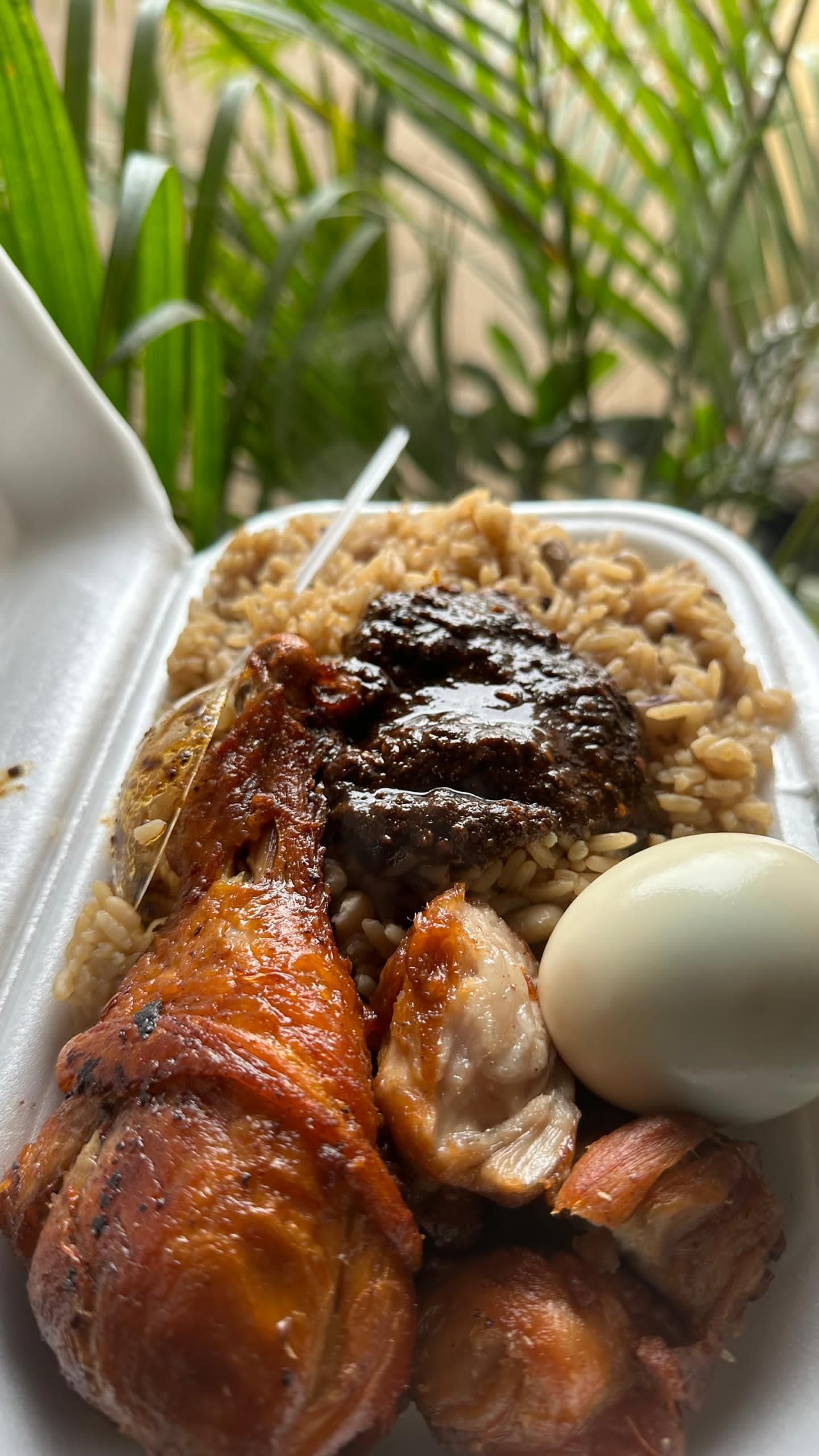 Ayimoulou/oeuf/poulet/adokoubui/_0