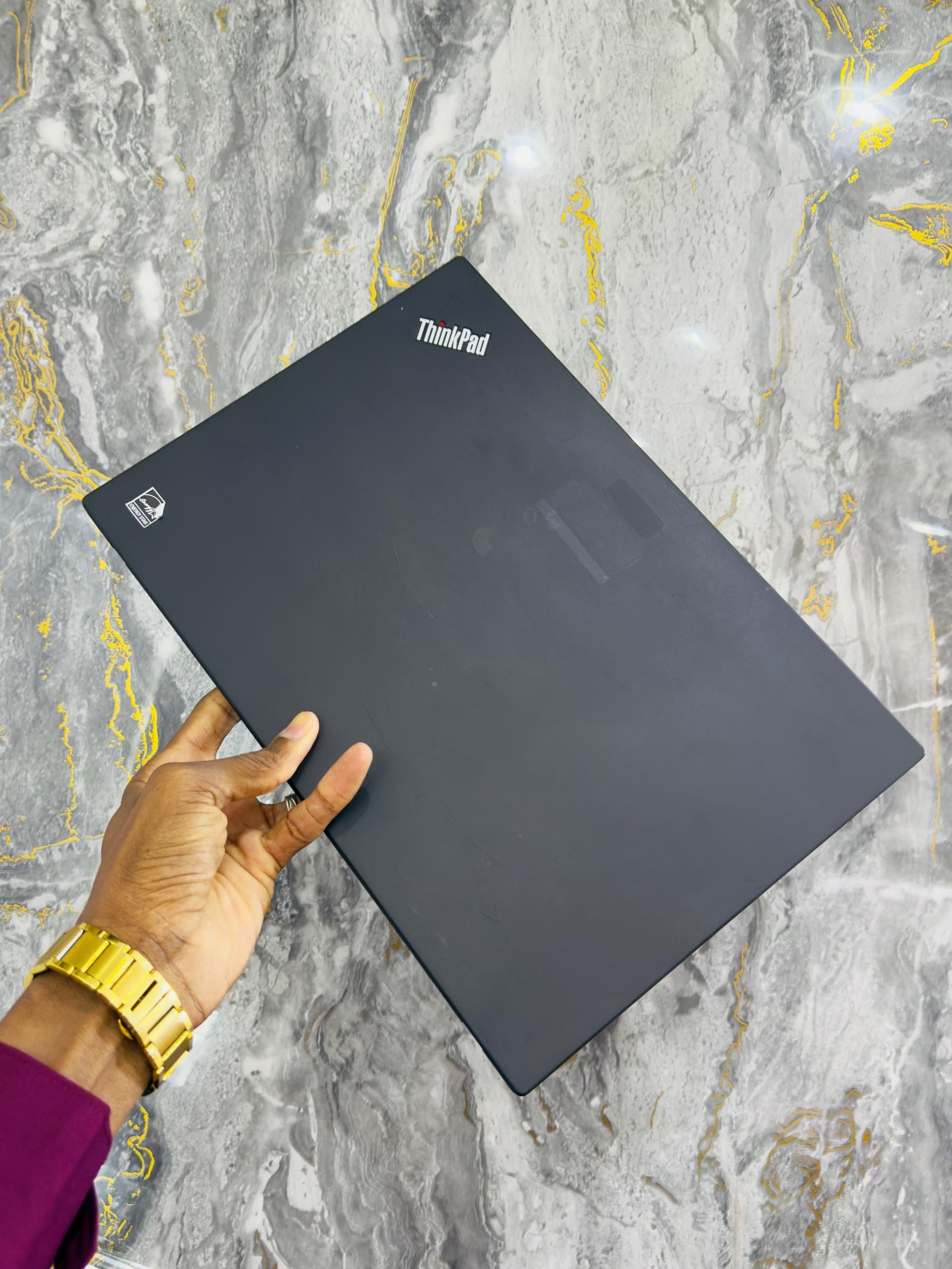 Lenovo thinkpad T490 _8