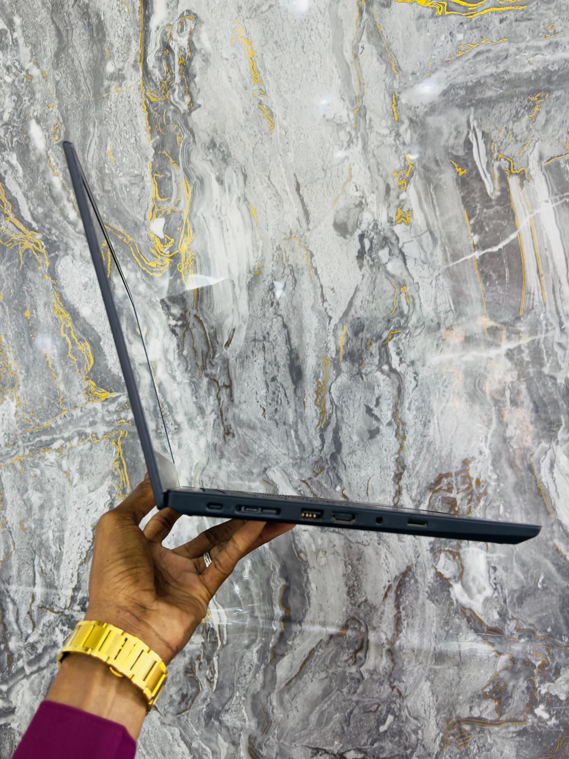 Lenovo thinkpad T490 _5