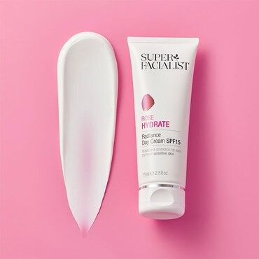 Super Facialist Rosehip Hydrate Radiance Day Cream SPF15 75ml_4