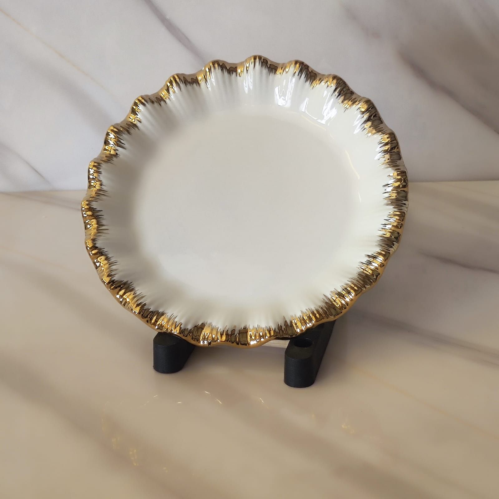 Assiette Ovale Bord Doré - صحن بيضاوي بحافة ذهبية_0