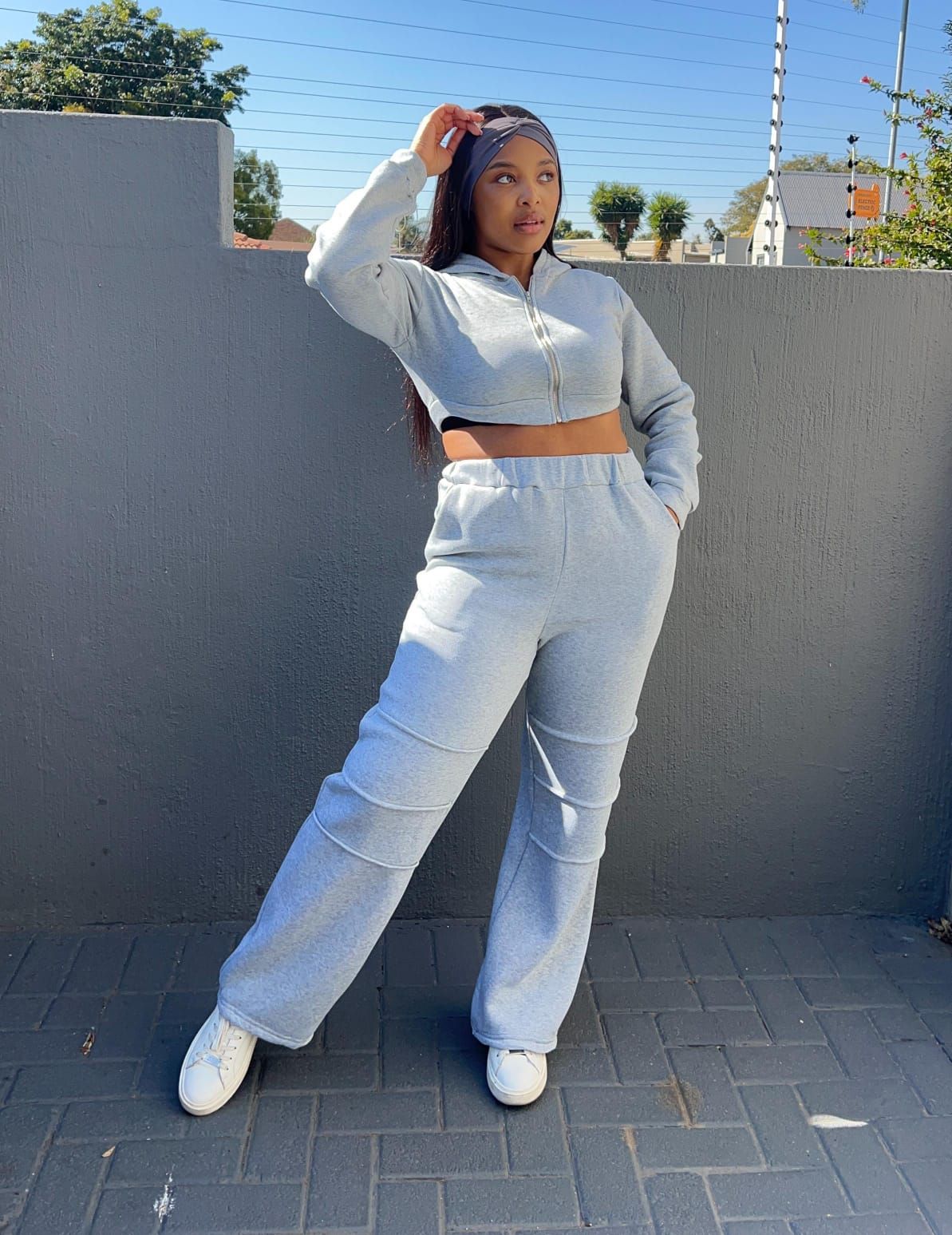 Tracksuits and casual wear _0