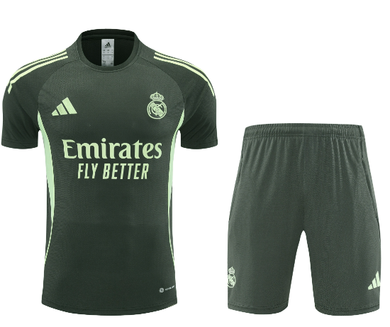 Conjunto entrenamiento Real Madrid 25/26_0