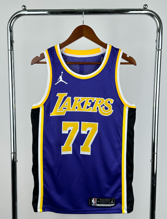 Camiseta Luka Dončić Los Angeles Lakers_1