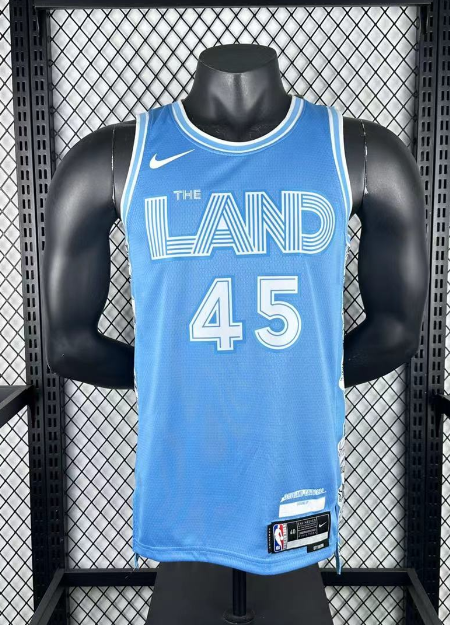 Camiseta Donovan Mitchell Cleveland Cavaliers_0