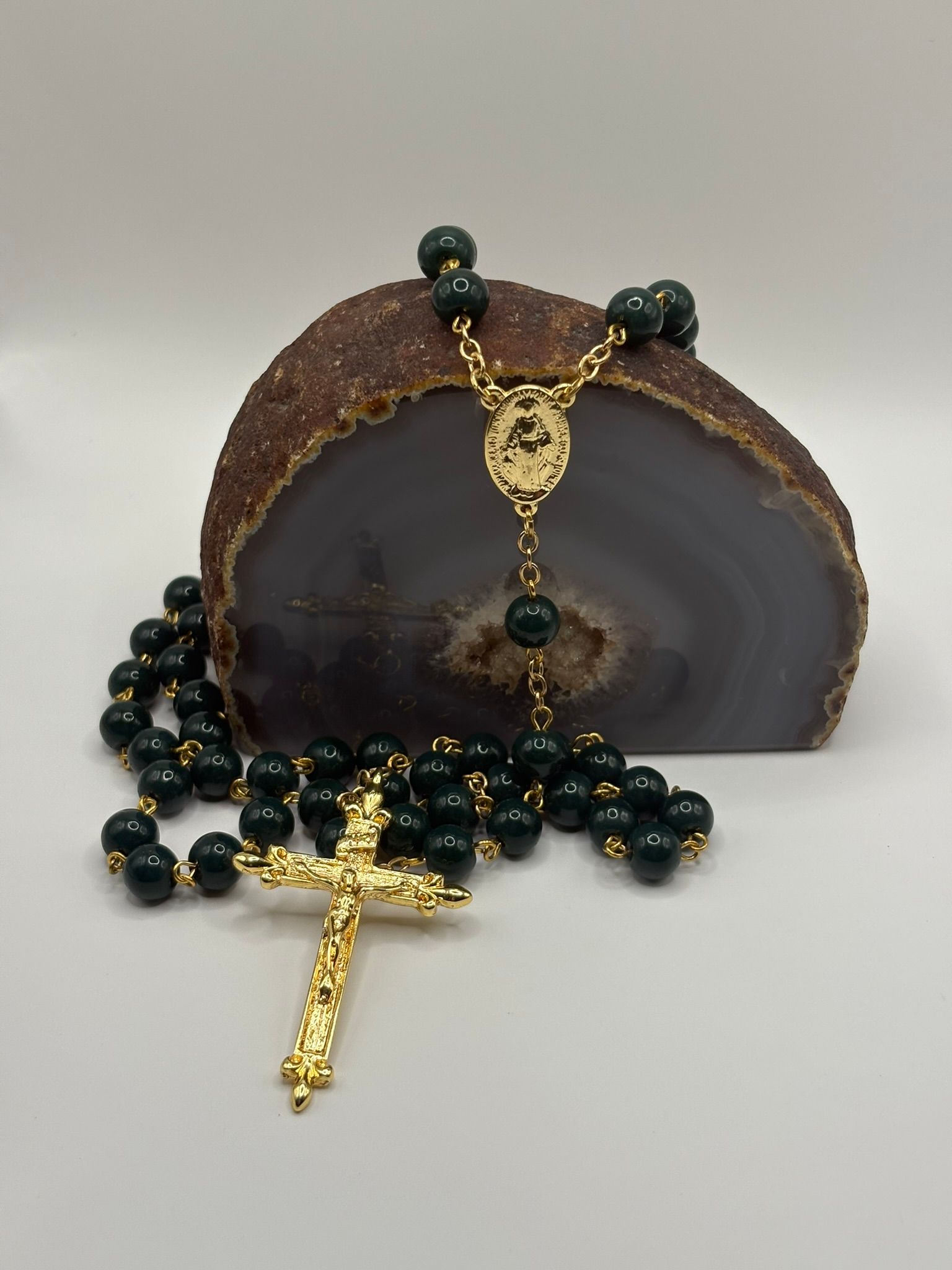 Rosario de Porcelana Verde Oscuro 8mm Chapado en oro 18k (no es piedra)_0