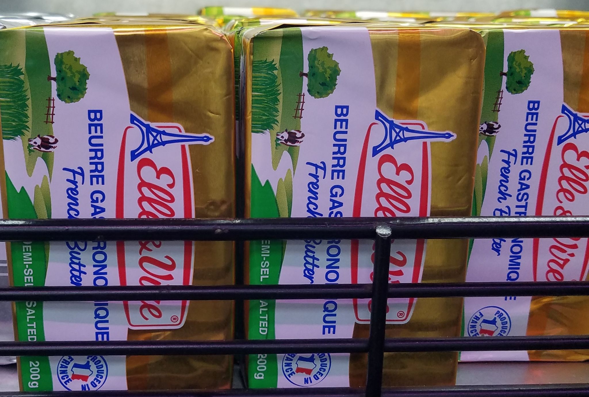 Elle & Vire Beurre Gast.1/2 Sel 200gr_0