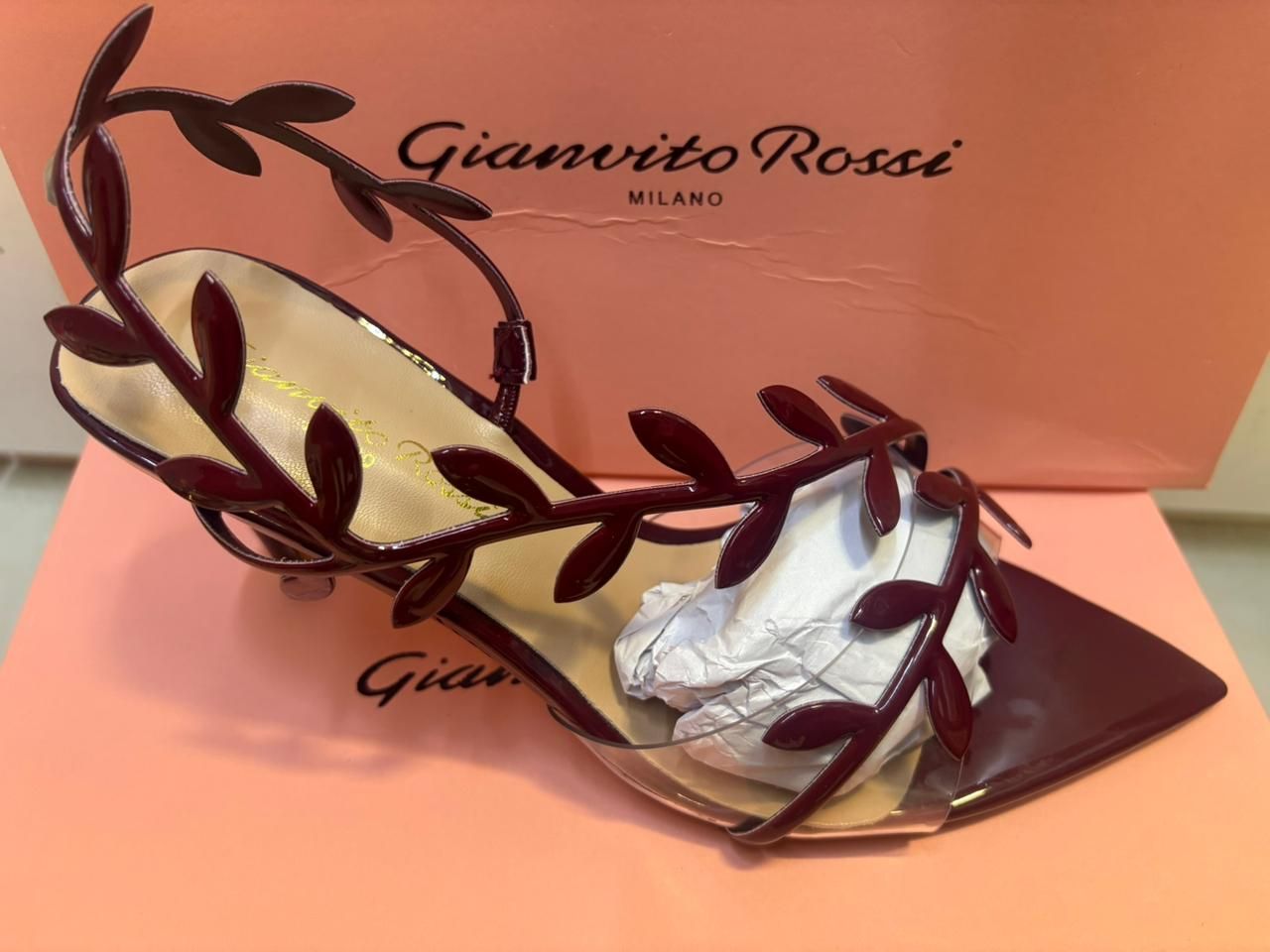 Ginavito Rossi - Maroon_0