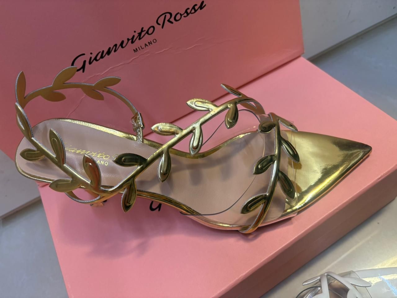Ginavito Rossi - Gold_0