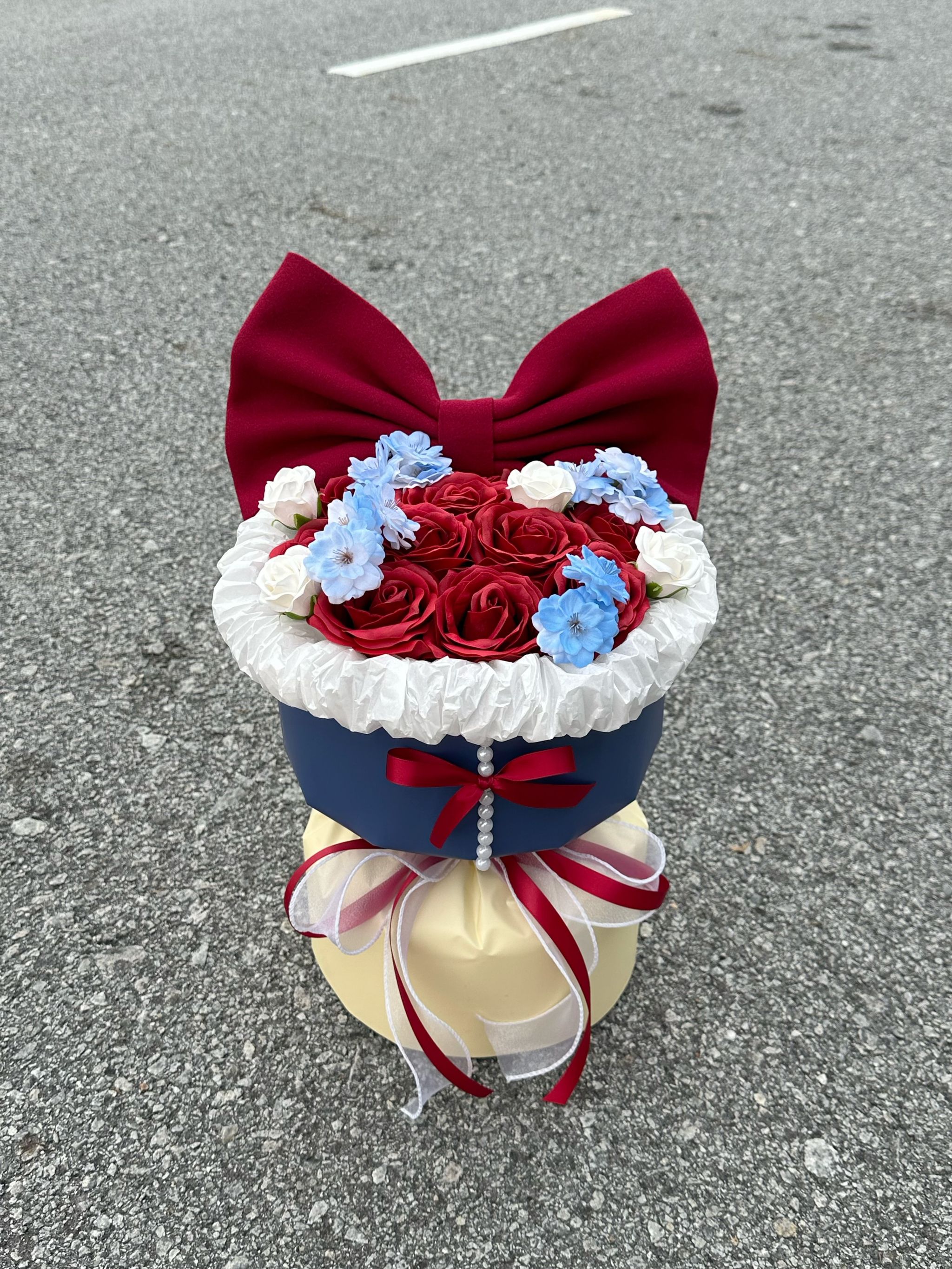 Snow White Round Bouquet  _5