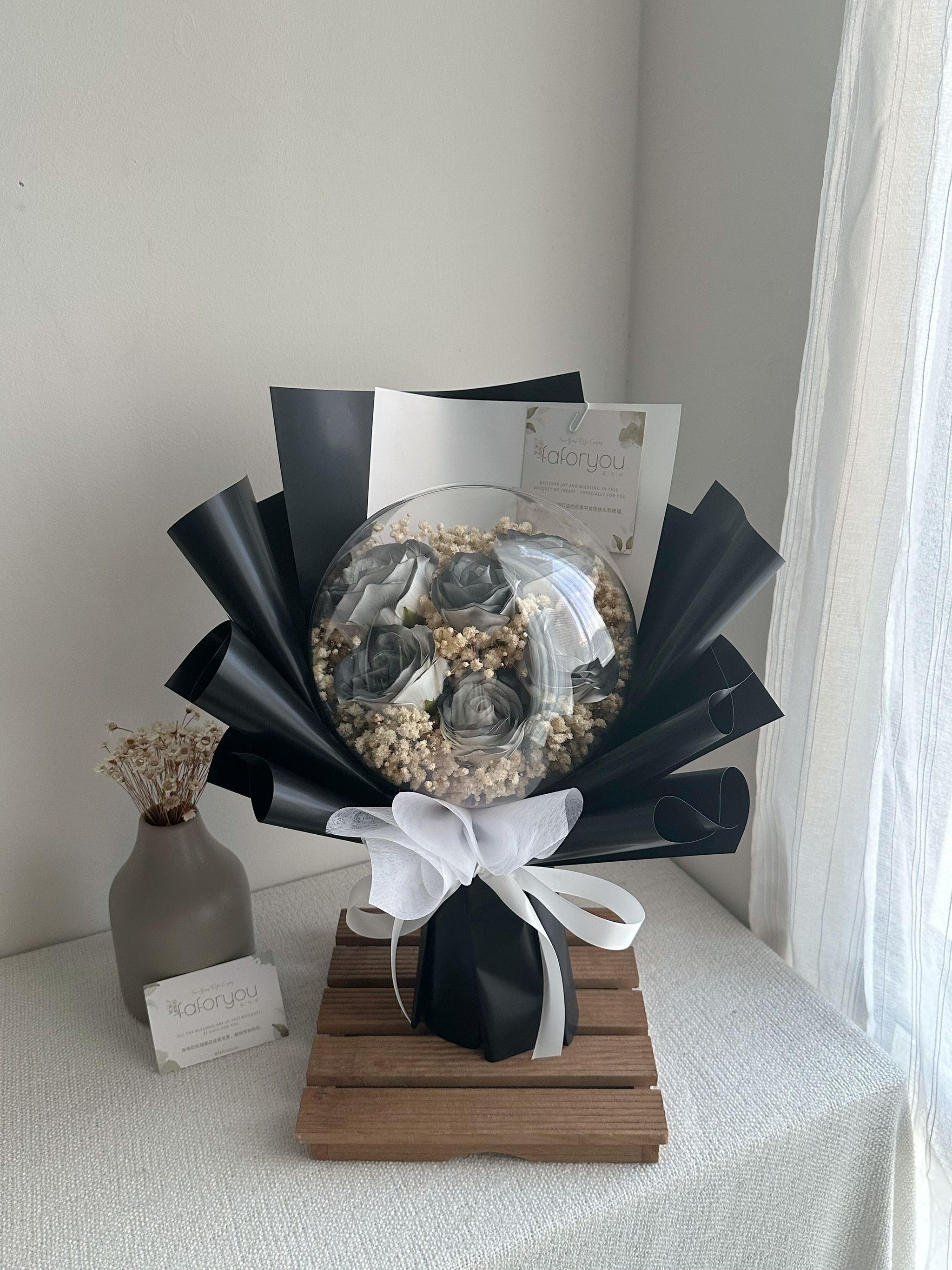6 Stalk Soap Rose Big Acrylic Ball Bouquet _0