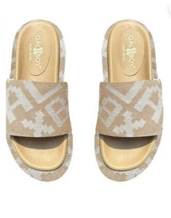 Thick bottom slipper (brown)_0