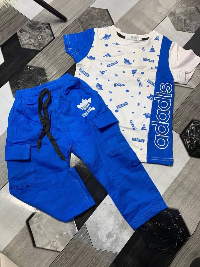 Vêtements Enfants Super Qualité 2 à 7ans. Prix de vente: 15 000 FCFA   Bénéfice: 2000 FCFA. Offre valable 30 jours renouvelable._0