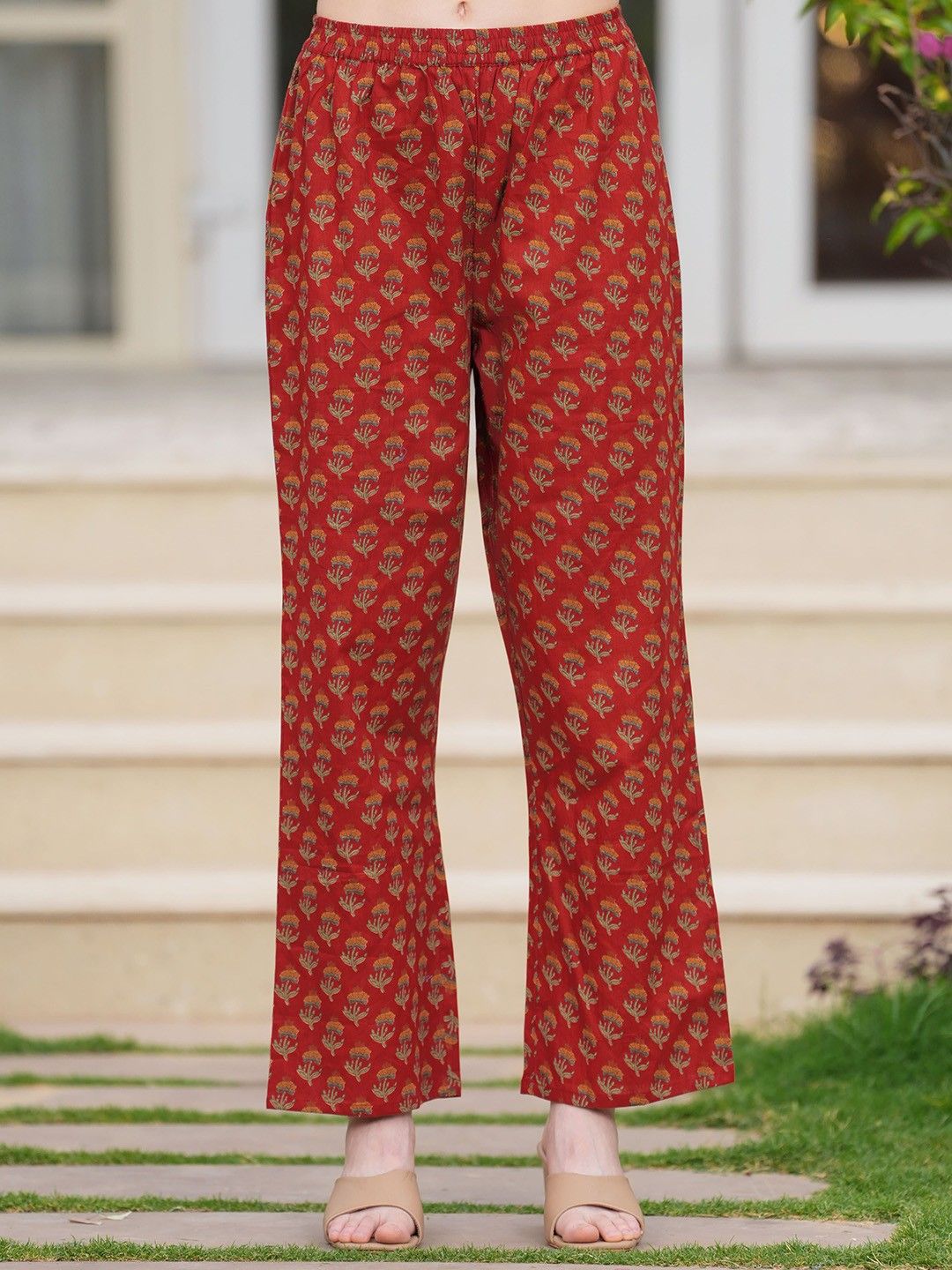 Empire Style Pure Cotton Anarkali Kurta With Trousers & Dupatta_6
