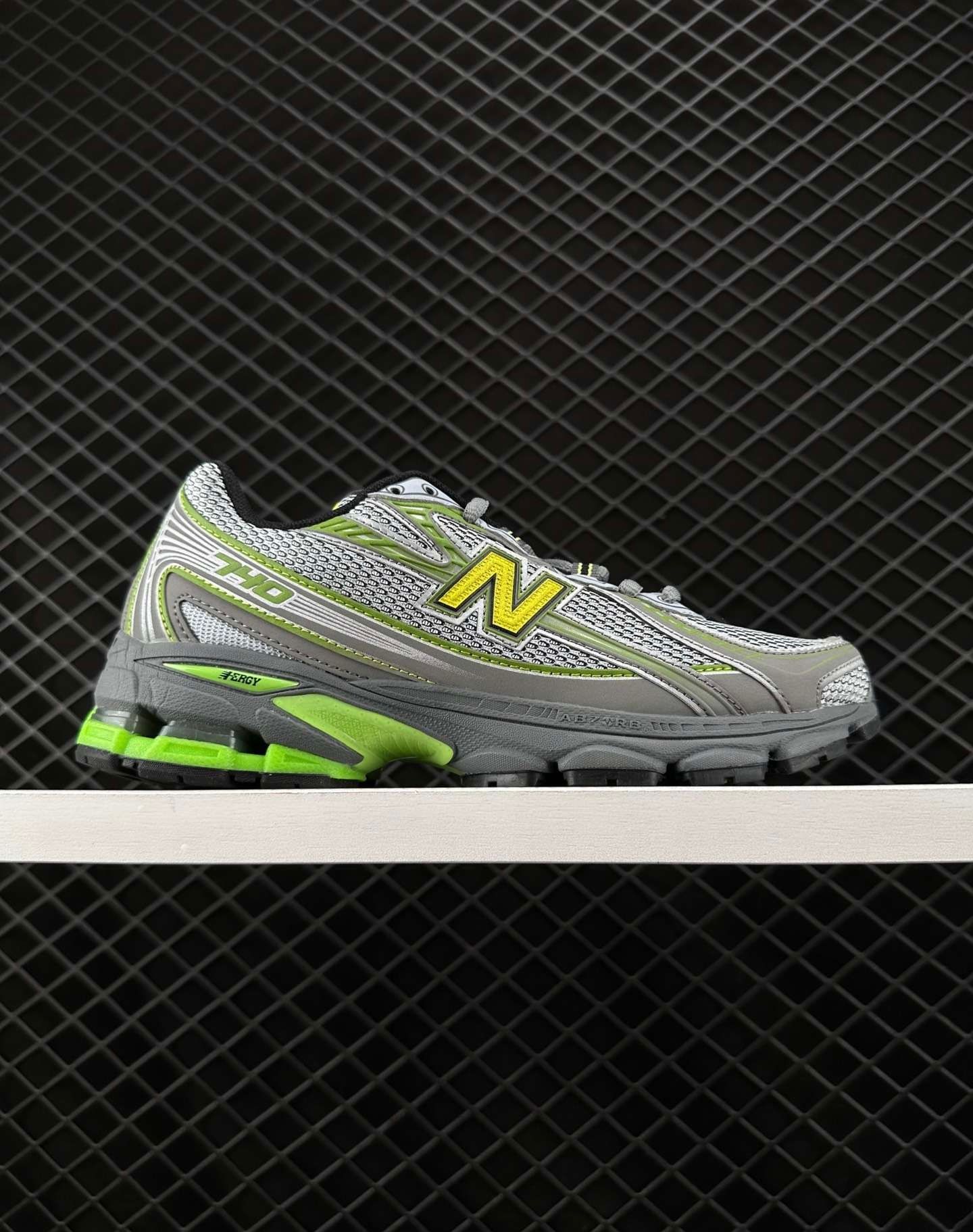 NEW BALANCE T40_0