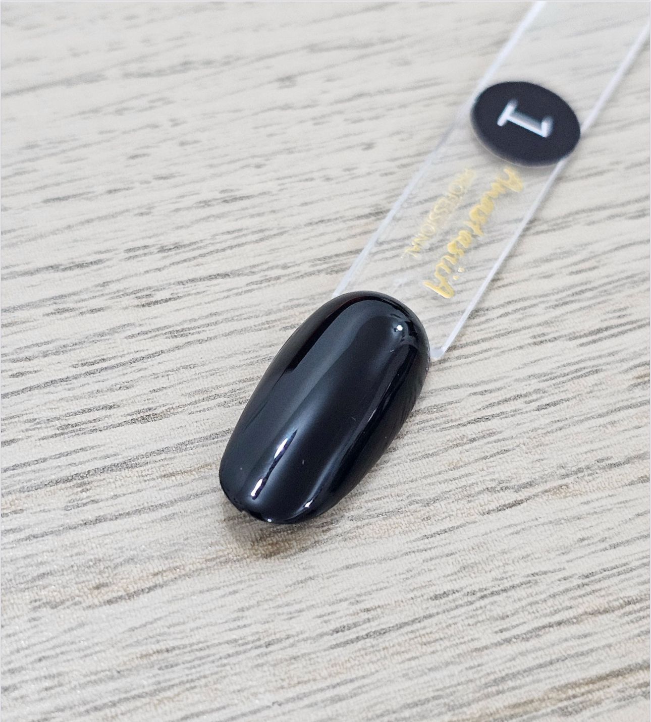 Gel Polish Black 1_0