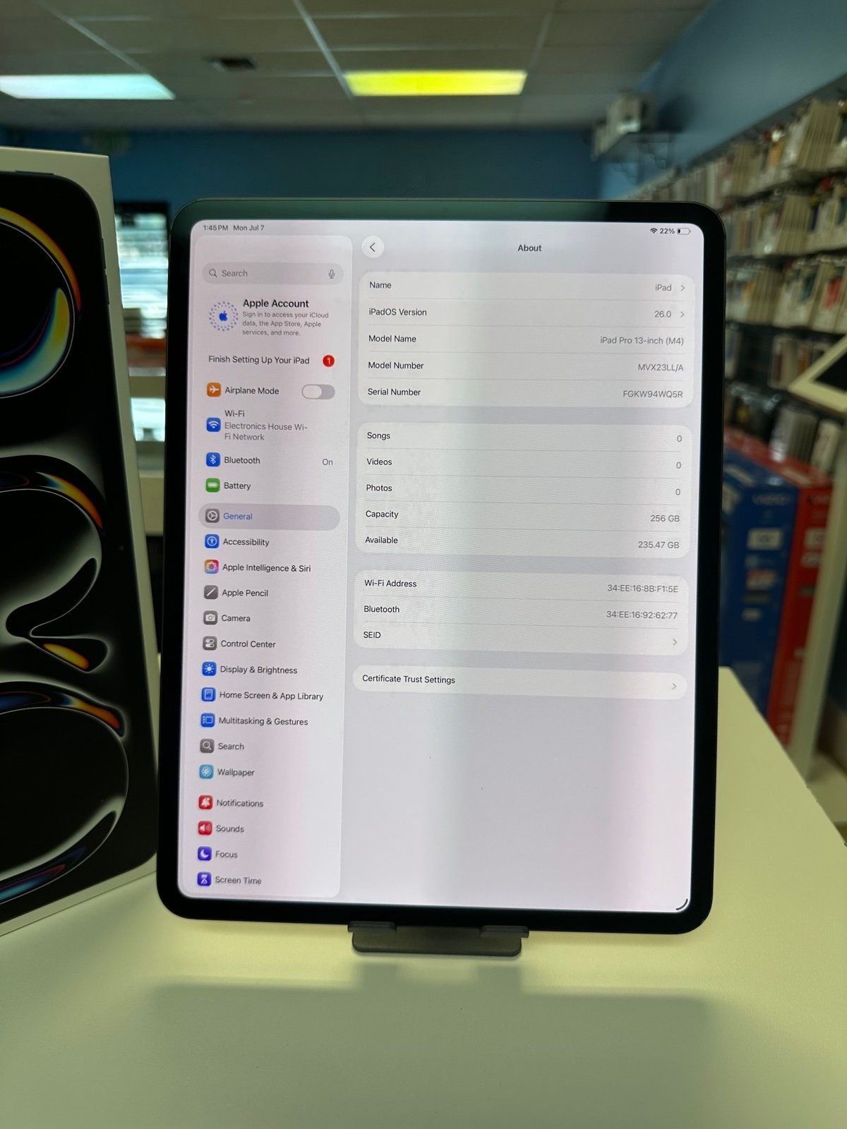 iPad Pro M4 13 Inch 256GB Space Gray_2