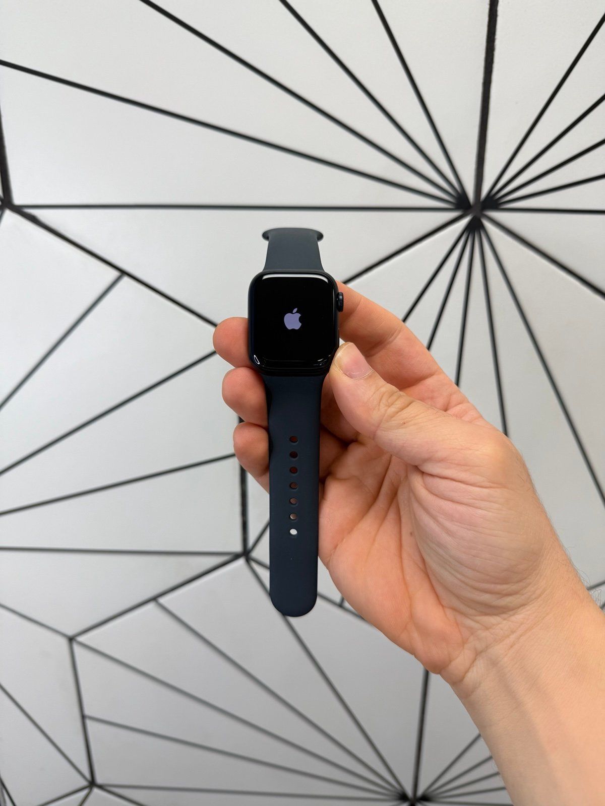 Apple Watch SE (2nd Gen) (44mm) midnight with Apple care till Oct 2025_7