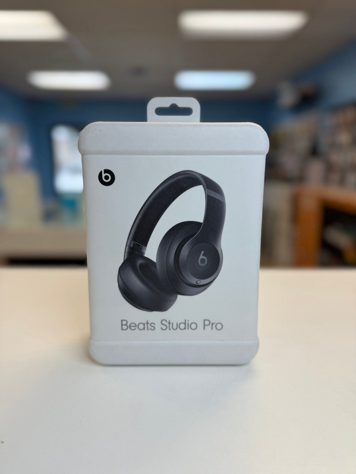 Beats Studio Pro Black Headphone with Apple Care Plus till 2027_0