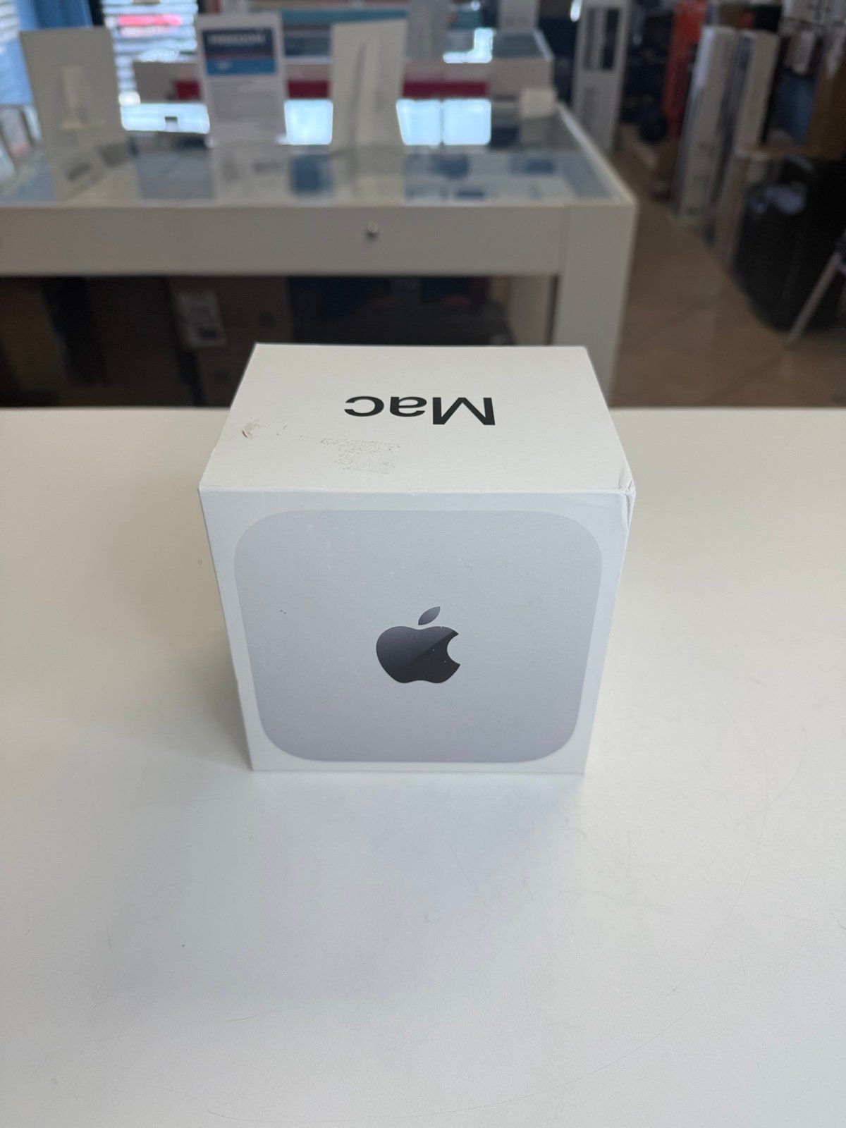 Apple Mac mini M4 Chip 16GB RAM 256GB SSD with Final Cut Pro & Logic Pro X_2