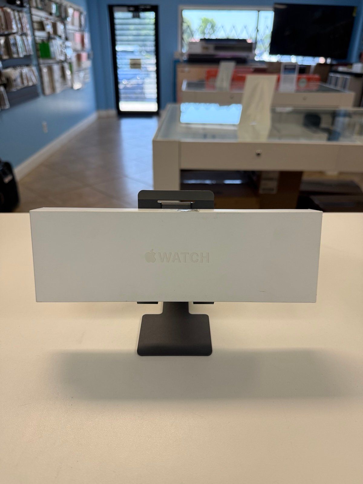 Apple Watch Series 10 42mm (Cellular) Jet Black S/M New with full year warranty_7