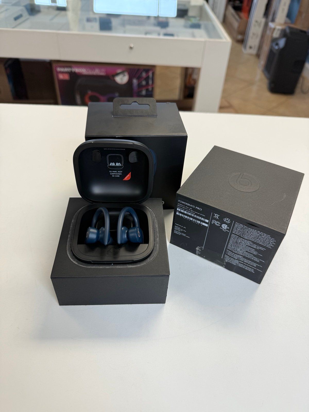 Powerbeats Pro Blue Beats Original Headphones Excellent condition_3