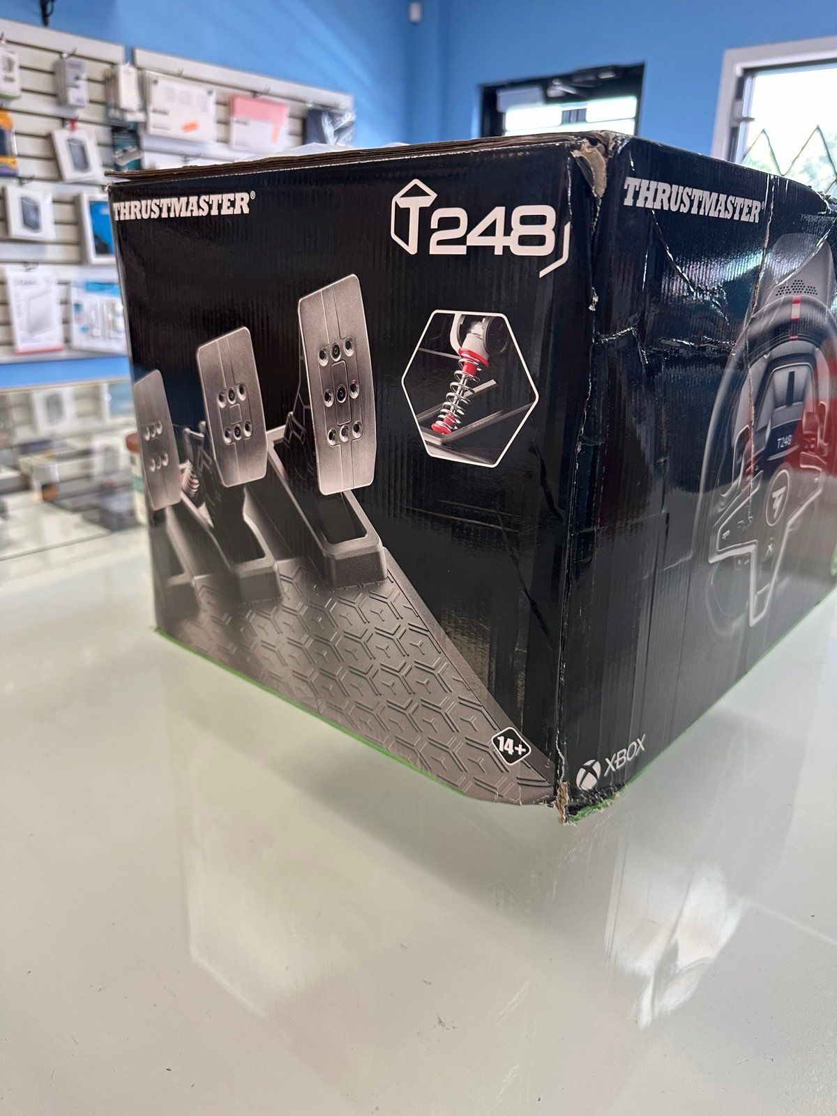 Thrustmaster T248 Xbox Series X or series S_1