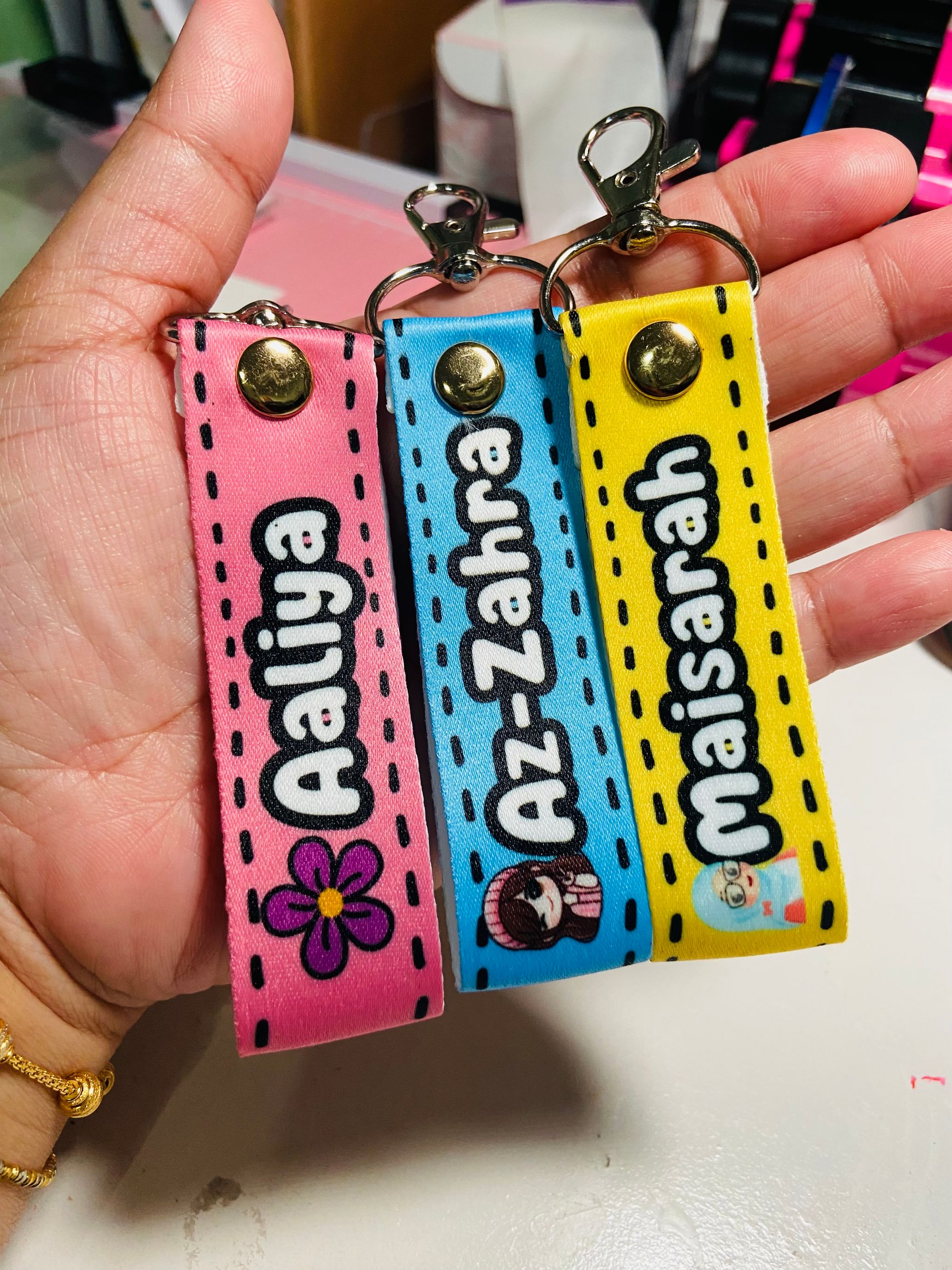 ✨PROMO✨ CUSTOMIZE KEYCHAIN $4_1