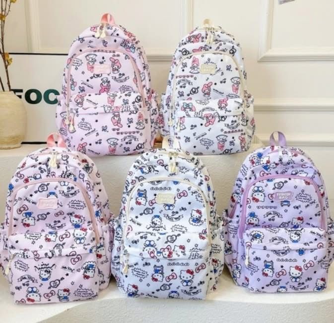 Mochila juvenil sanrio / capibara_5